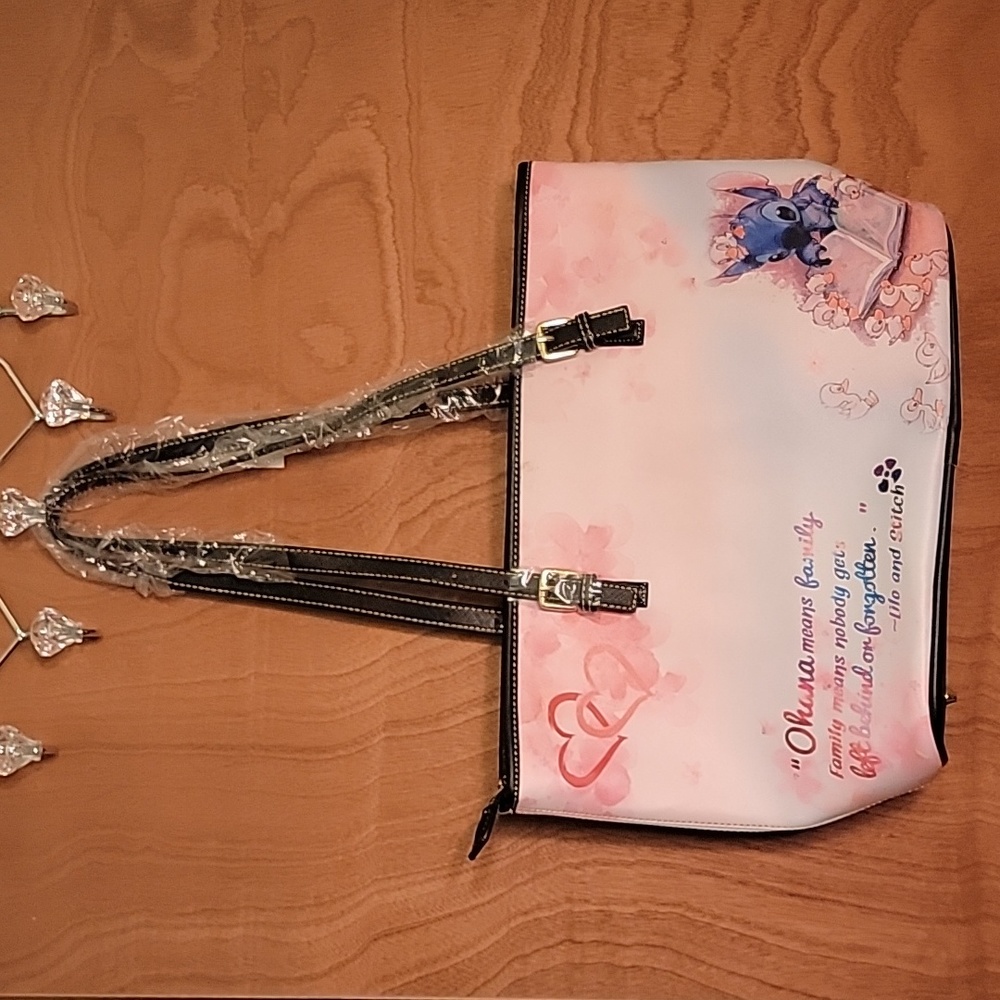 Stitch tote